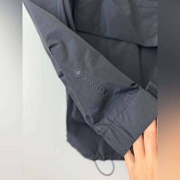 Nike Gore-Tex Anorak Windbreaker Jacket in Black, Large Gorpcore - Picture 4 of 6